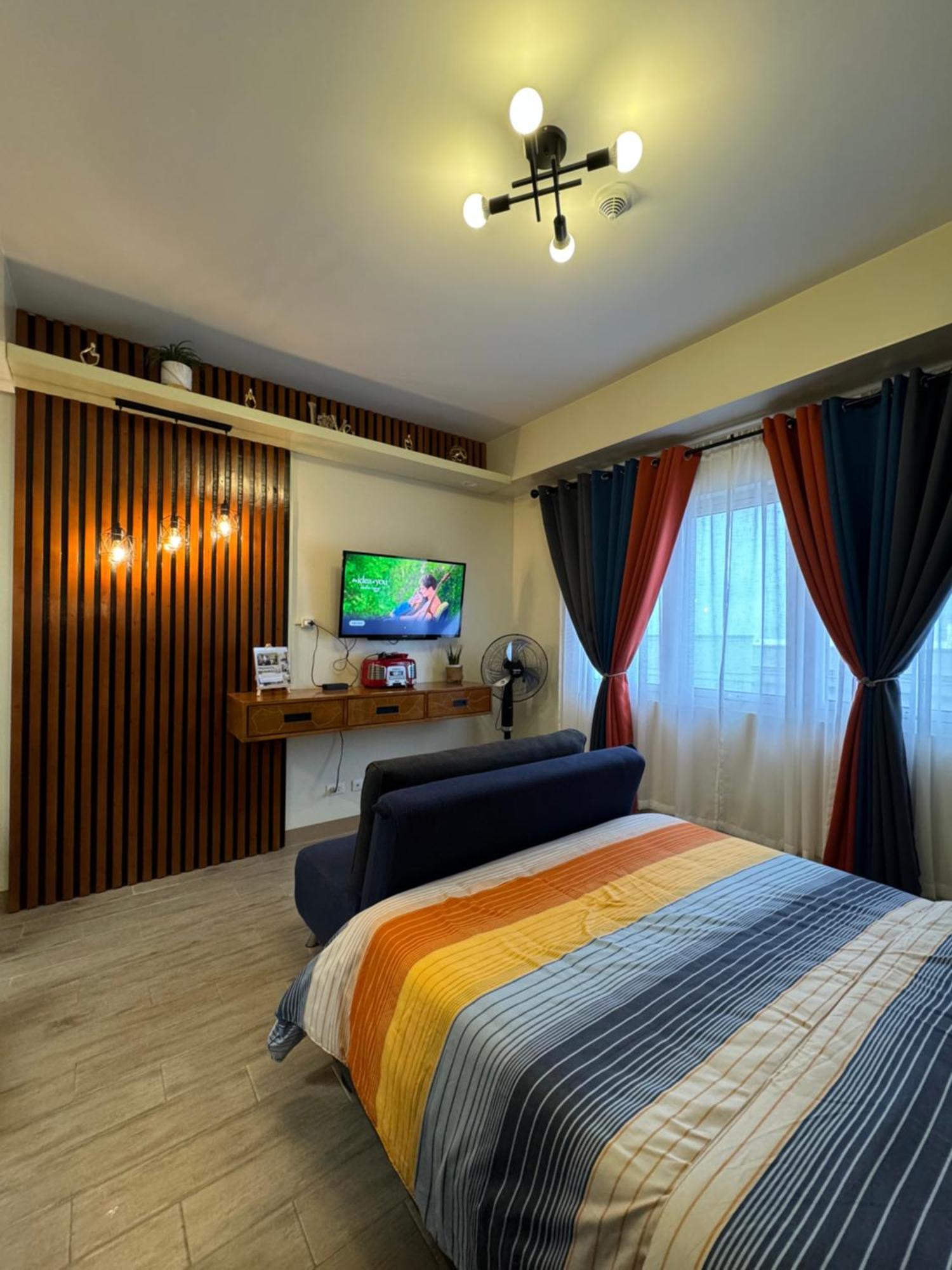 Condo Home With Fast Wifi In Bacolod City Ngoại thất bức ảnh