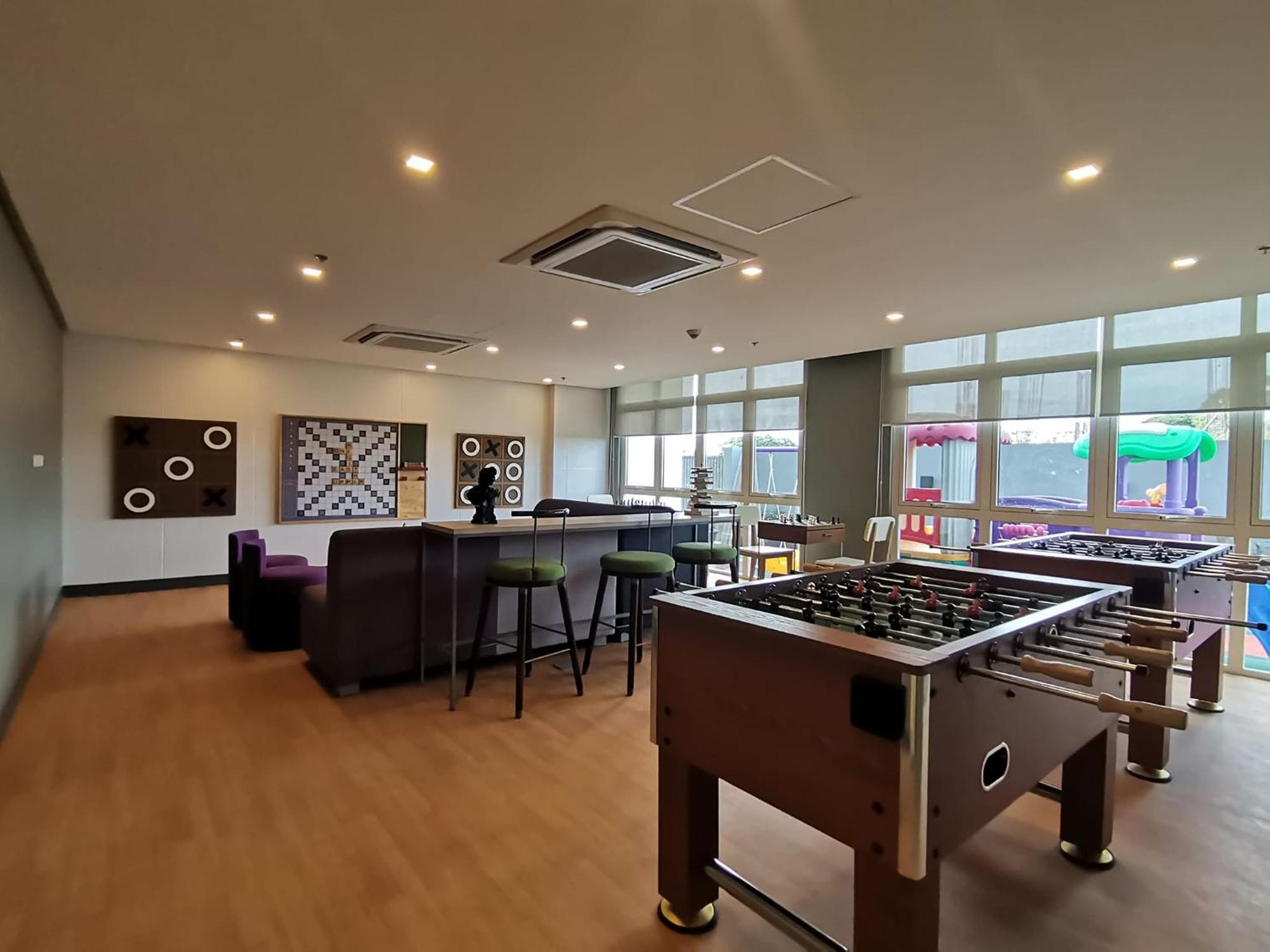 Condo Home With Fast Wifi In Bacolod City Ngoại thất bức ảnh